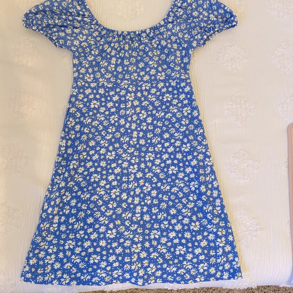 Mid length blue flowery dress, perfect for picnics on warm sunny days!
